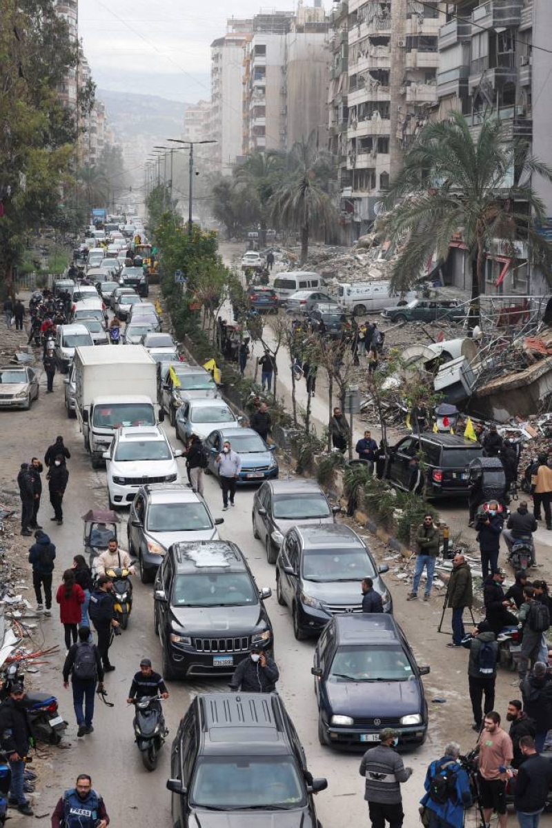 العودة إلى الضاحية الجنوبية لبيروت أمس (رويترز)