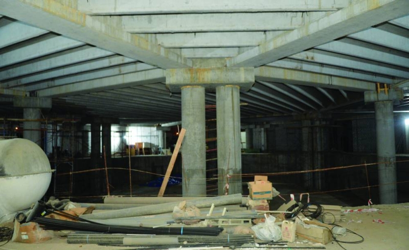 المسجد قيد الإنشاء