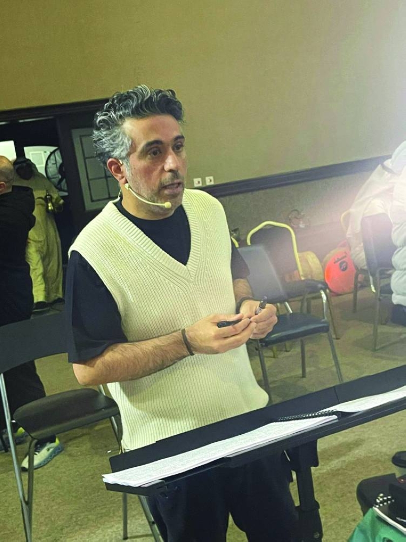 


أحمد العود في البروفات 