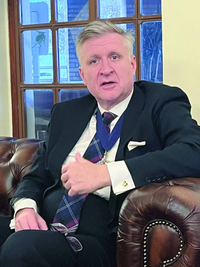 


اللورد أليستر كينغ 