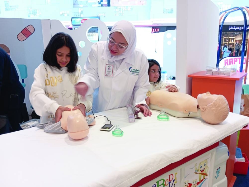 


تدريب الأطفال على الإنعاش القلبي 