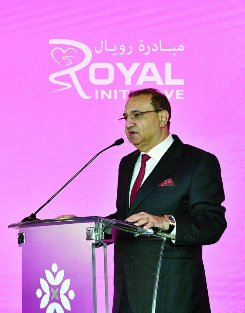  الدكتور رفعت حليم ملقياً كلمته