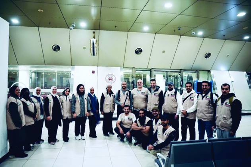  عدد من أعضاء الفرق التطوعية التابعة لـ «الهيئة الخيرية» 