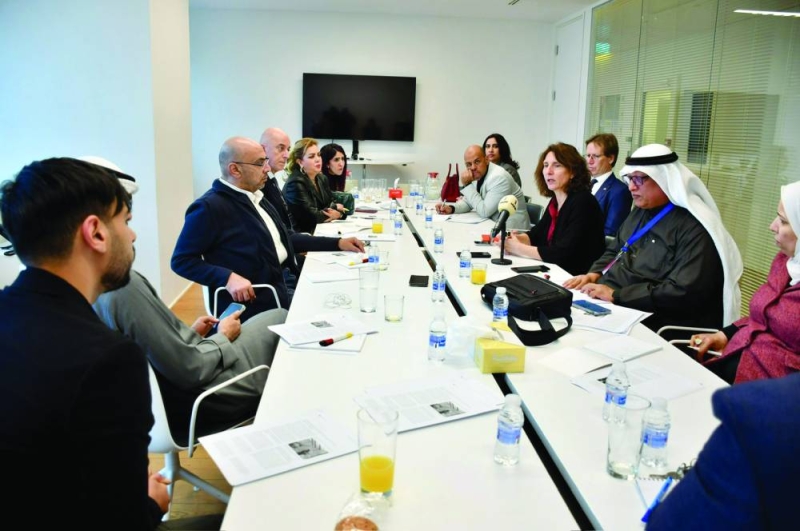 بوتسل خلال المؤتمر الصحافي