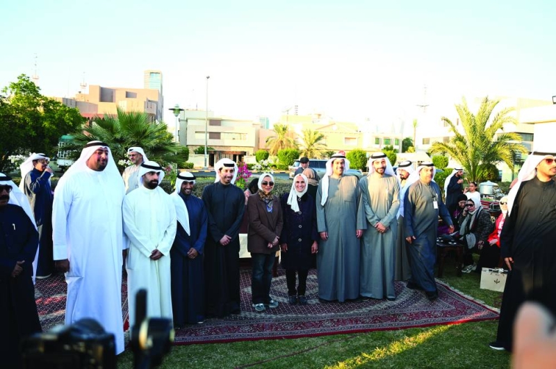 الوزيرة وكبار الحضور في المهرجان 