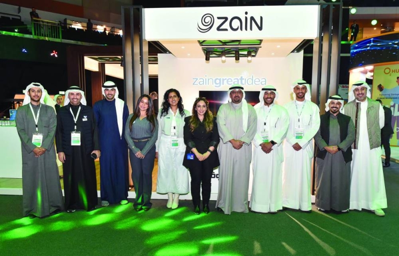 


المبادرون المشاركون في«ZGI» بالمعرض 