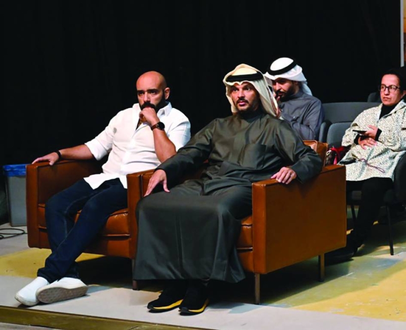 


جانب من المؤتمر الصحافي 