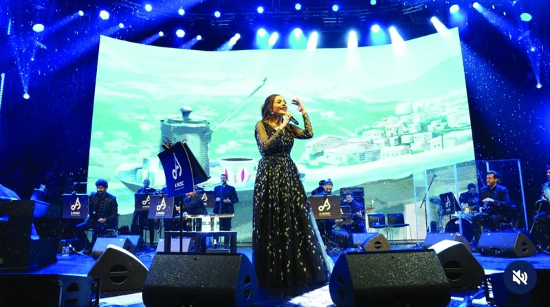 عبير نعمة على المسرح