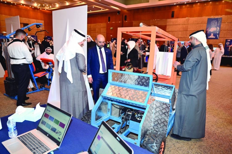 


المعرض تضمن مشاريع إبداعية 