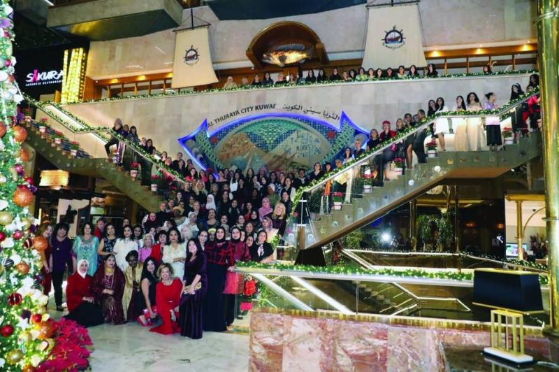 صورة تذكارية للحضور