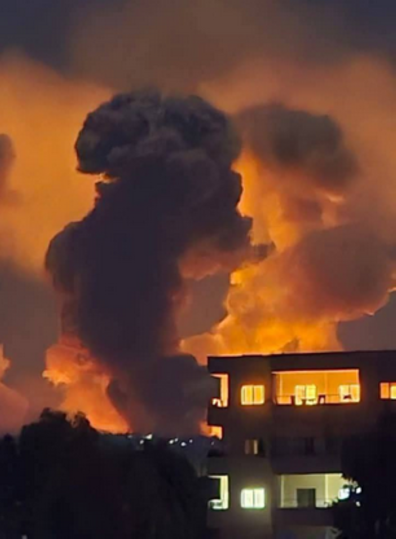 صورة تداولتها مواقع سورية للغارة الإسرائيلية على طرطوس