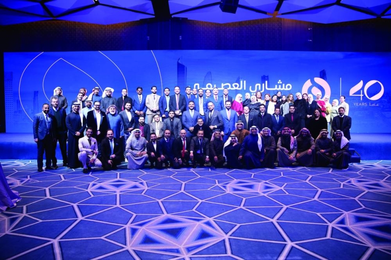 


صورة جماعية لطاقم الشركة 