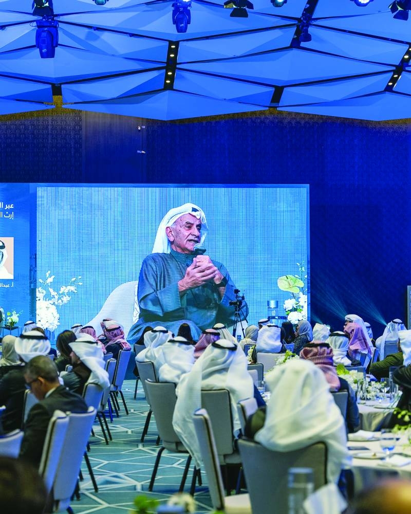 


وليد النصف مُتحدّثاً 