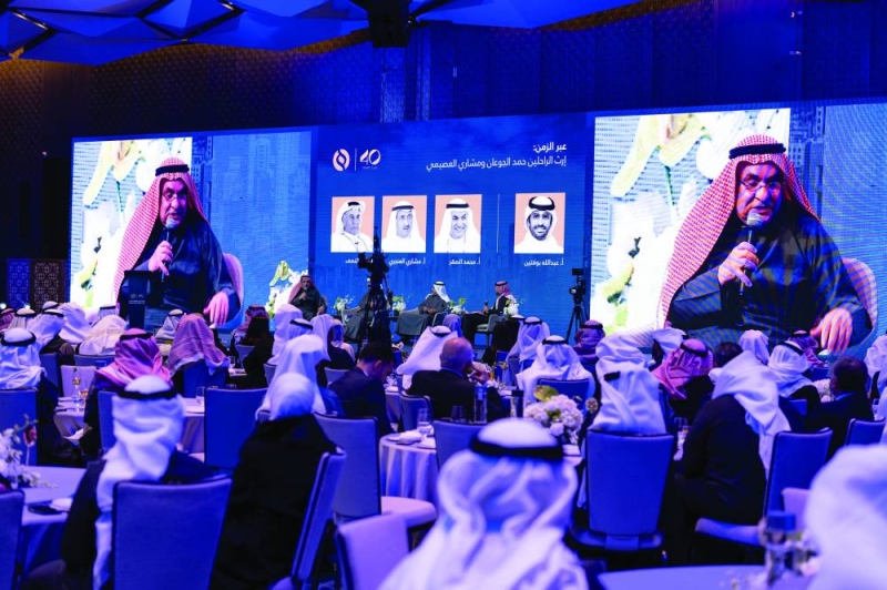 


محمد الصقر يتحدّث في الاحتفالية 