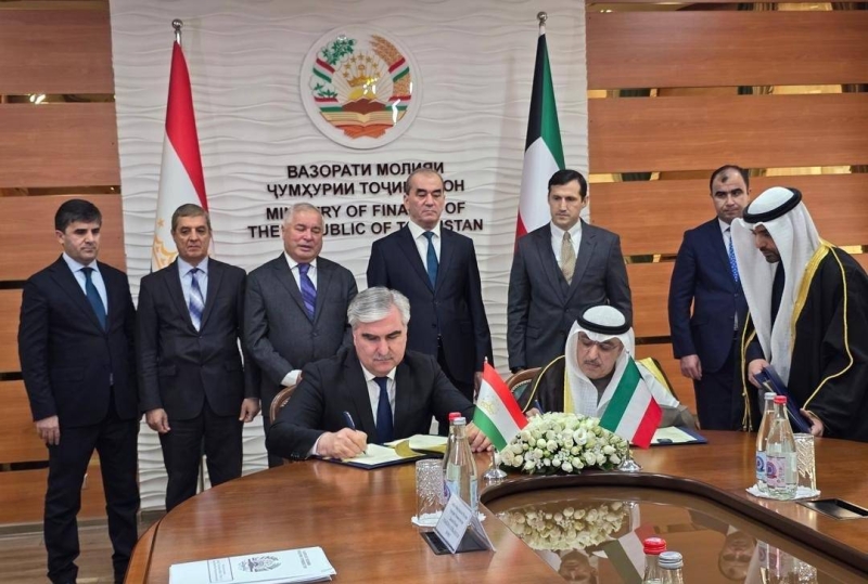 توقيع الاتفاقية 