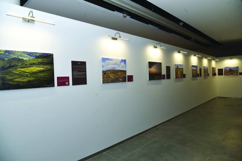 صور المعرض توثّق مسار الطريق