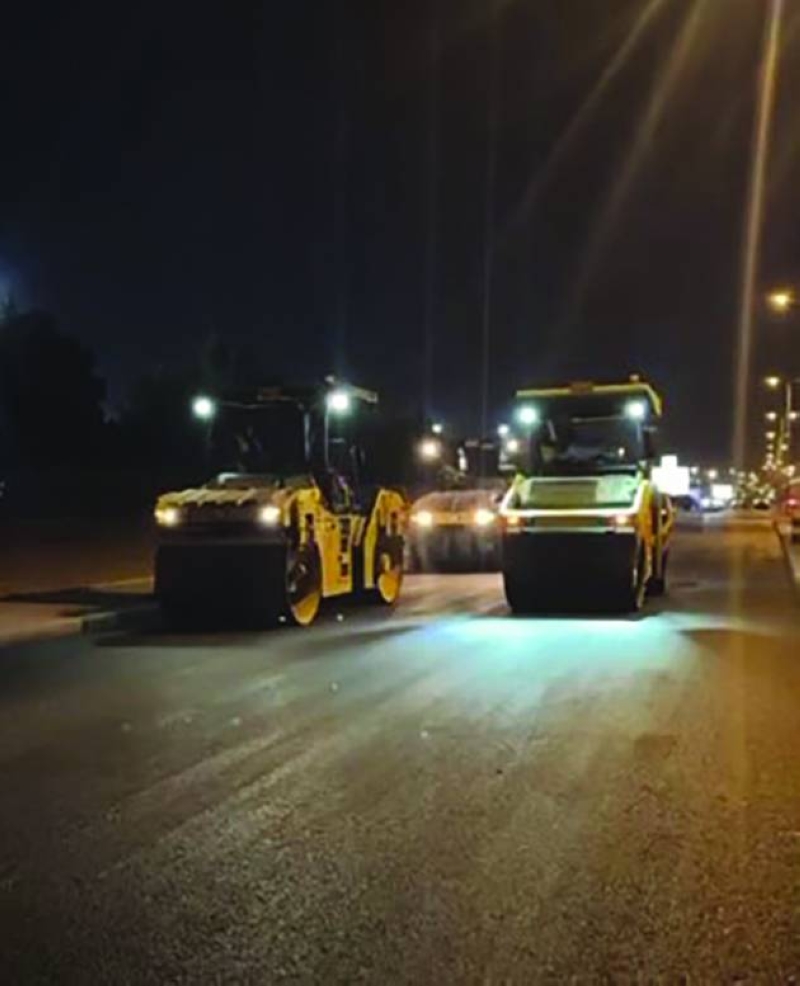 جانب من صيانة الطرق في صبحان 