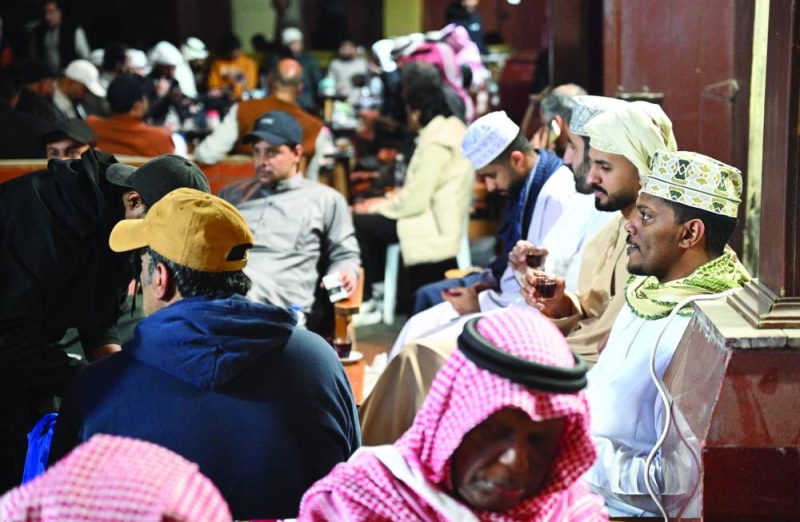 


جماهير غفيرة في «المباركية» 		(تصوير نايف العقلة) 