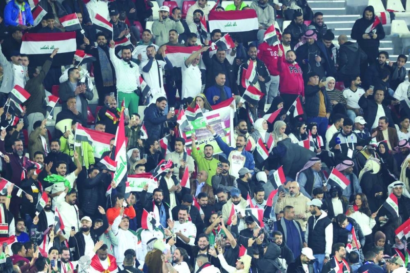 

 

حضور غفير للجمهور العراقي 