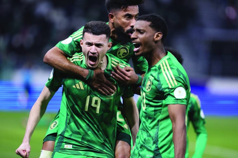 


فرحة سعودية بالفوز 