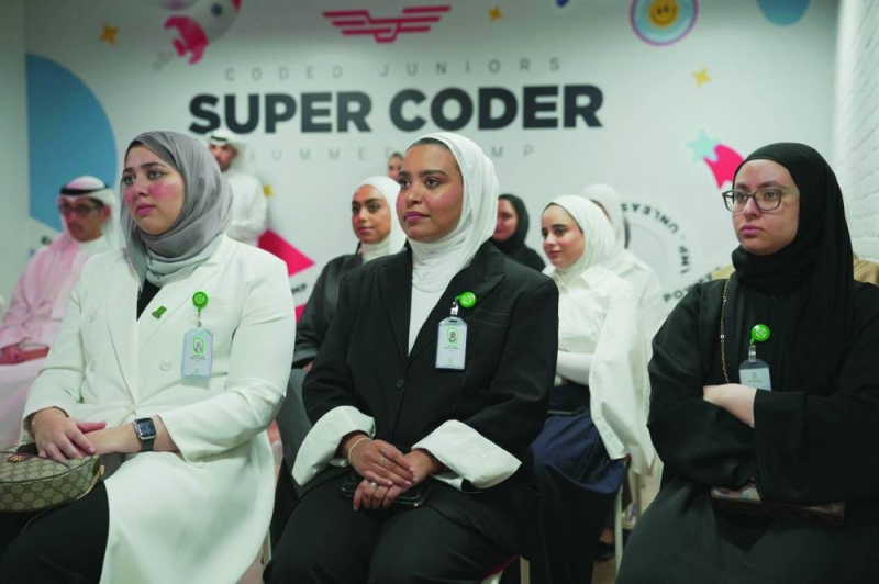 متدربو برنامج «PR Academy»