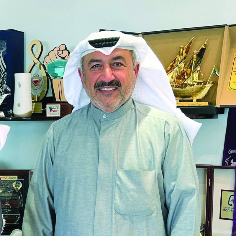 الدكتور أحمد الشطي