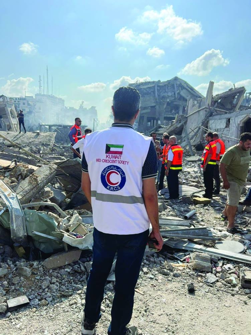 متطوعو الجمعية في كل مكان لتقديم المساعدة والغوث