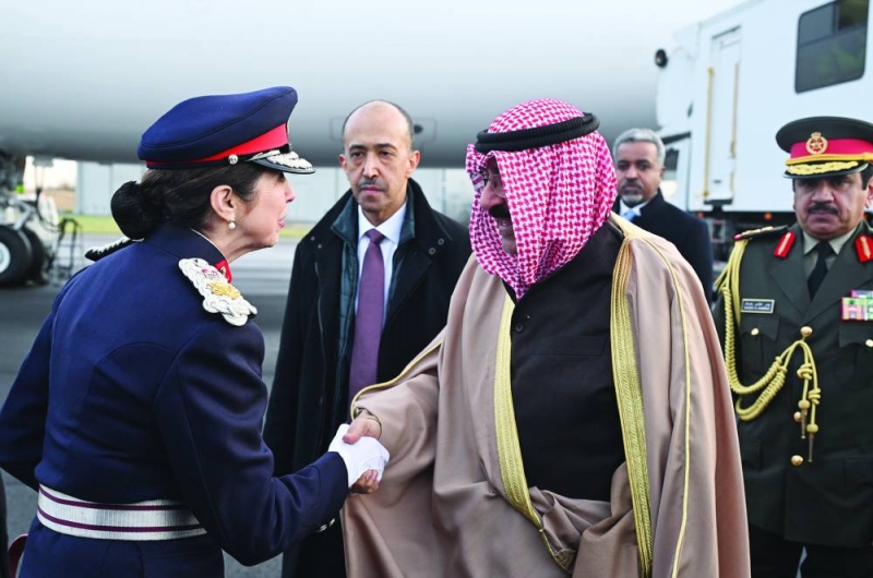 سمو الأمير لدى وصوله إلى اسكتلندا