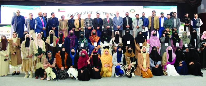 جانب من الطلبة الخريجين