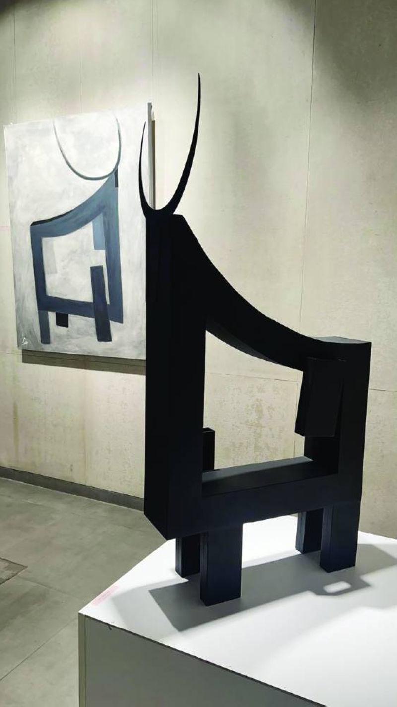 منحوتة معدنية... متحوّرة