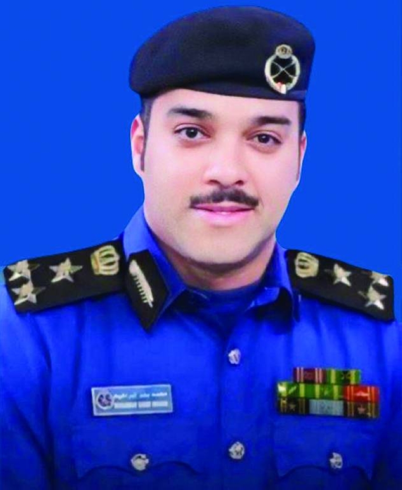 


العميد محمد الغريب 