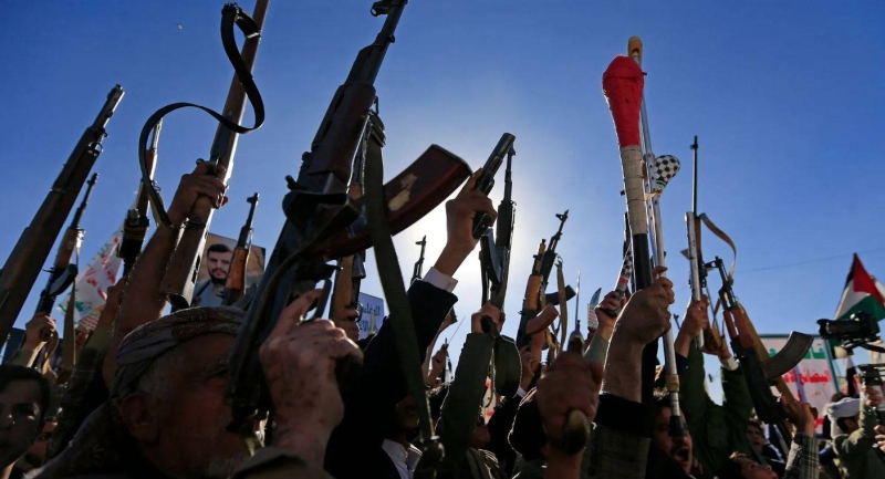 مجموعة من أنصار جماعة الحوثي في صنعاء (أرشيفية)