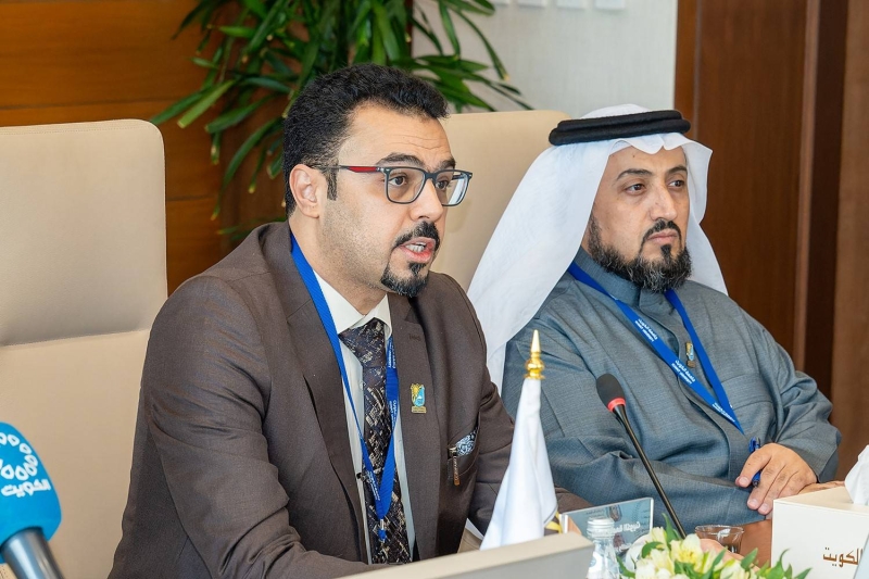 الدكتور فاضل عزيز