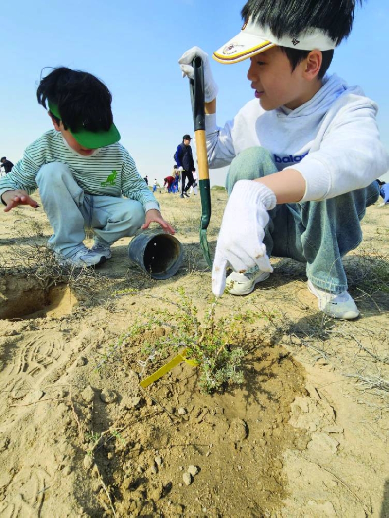 


مشاركة الأطفال في الفعالية 