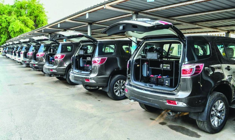 الكاميرا المتنقلة
تكون مركبة ضمن مركبات معدة لهذا الغرض وتوضع على الطرق السريعة، لاسيما طرق السفر حيث توضع بين الكاميرات الثابتة لضبط السرعة وردع الاستهتار الذي تشهده تلك الطرق وميزتها أنها يمكن توجيهها ووضعها حسب الحالة المرورية للطرق