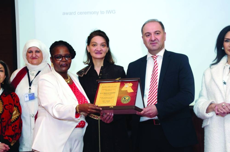 «المرأة الدولية» تكرم السفير الجورجي على هامش الفعالية