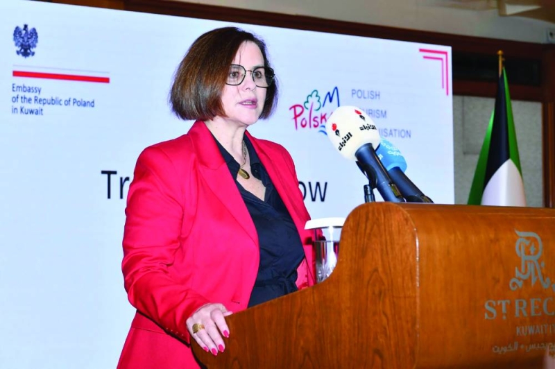 ماجدالينا كروتش تتحدث في الفعالية