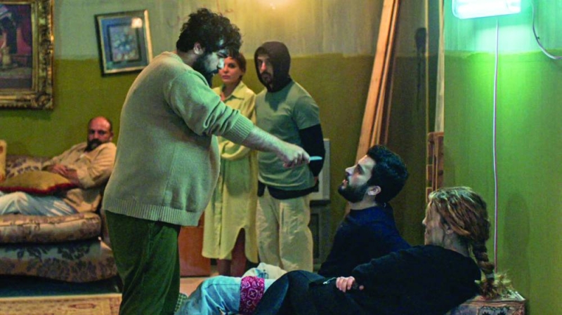 


عيسى جبر مجسّداً شخصية محسن في «البث» 