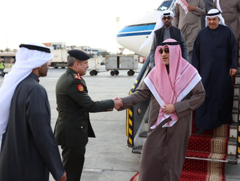 النائب الأول أثناء وصوله إلى القاهرة