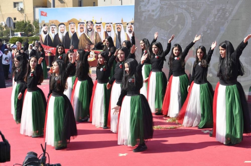 مشاركة أبناء الكويت لفرحة الأعياد الوطنية