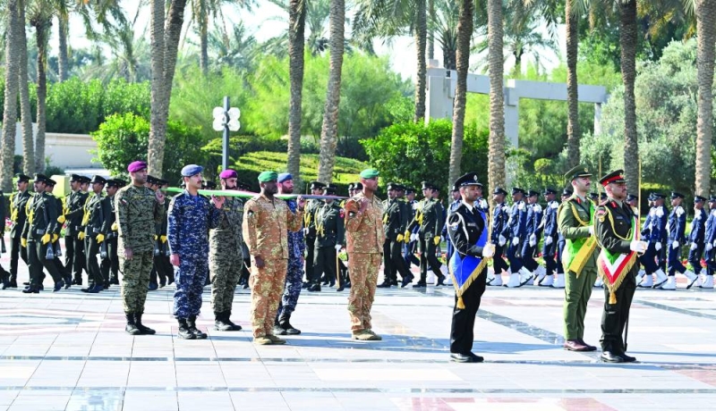 


من مراسم رفع العلم 