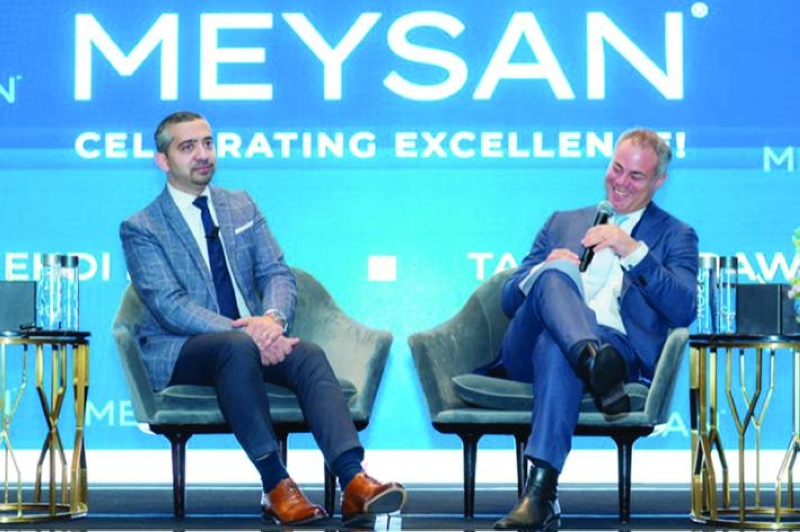 


من المناظرة مع الإعلامي الشهير مهدي حسن 