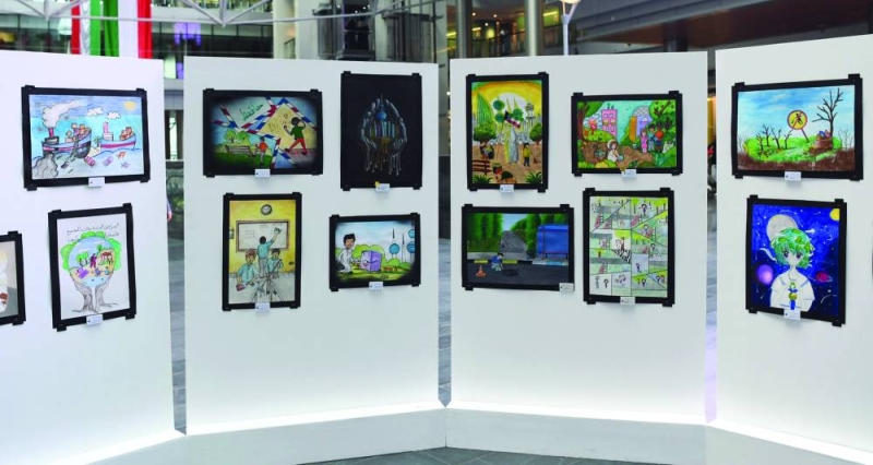 من لوحات الطلبة في المسابقة     	(تصوير سعود سالم)