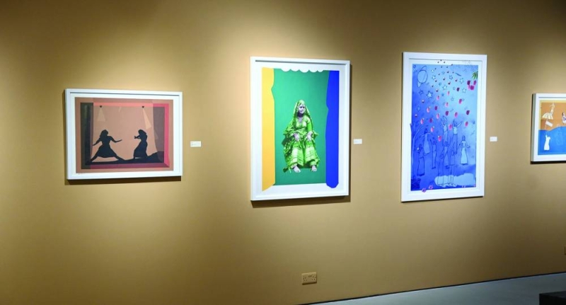 جانب من اللوحات