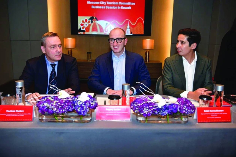 


السفير الروسي مع رئيس لجنة السياحة ونائبه بولات نورموخانوف 