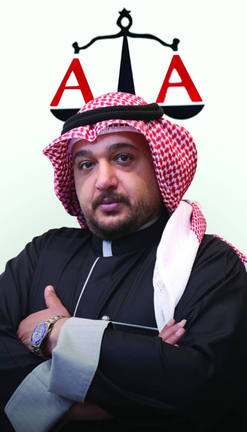 


عبدالمحسن القطان 