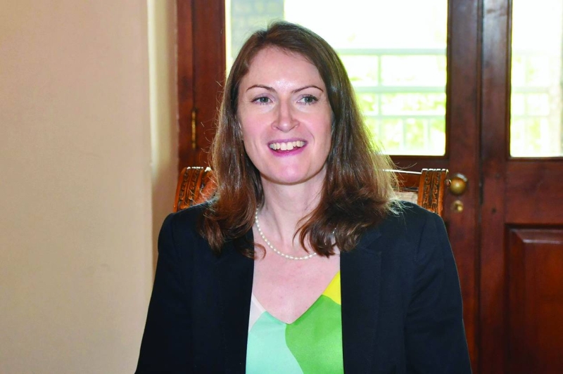 بليندا لويس