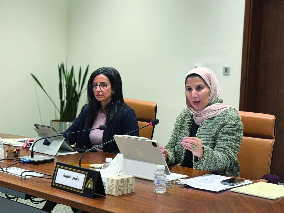 علياء الفارسي وشريفة الشلفان 