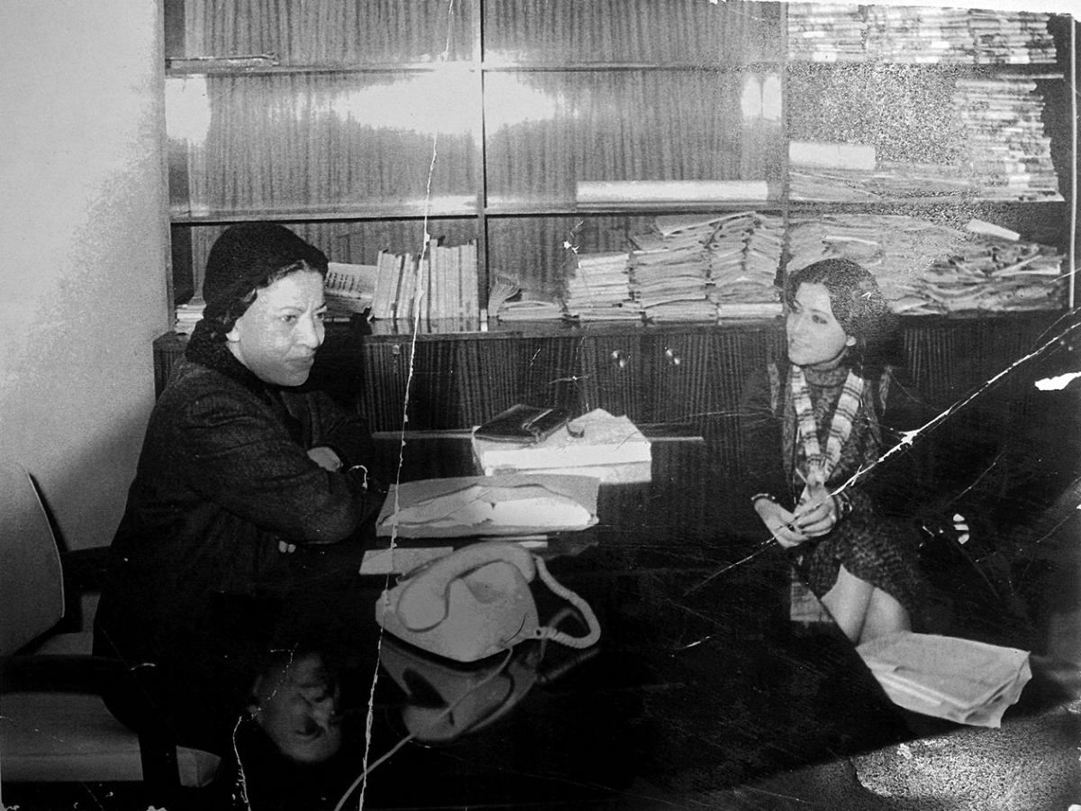 


فاطمة العلي مع «بنت الشاطئ» 