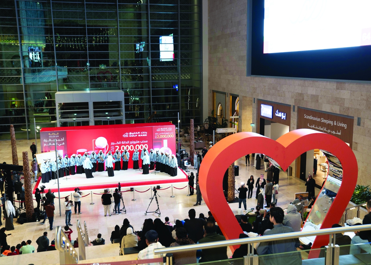 


فرقة التلفزيون تقدم الأغاني التراثية 